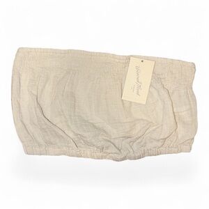 Universal Thread Beige Crop Top